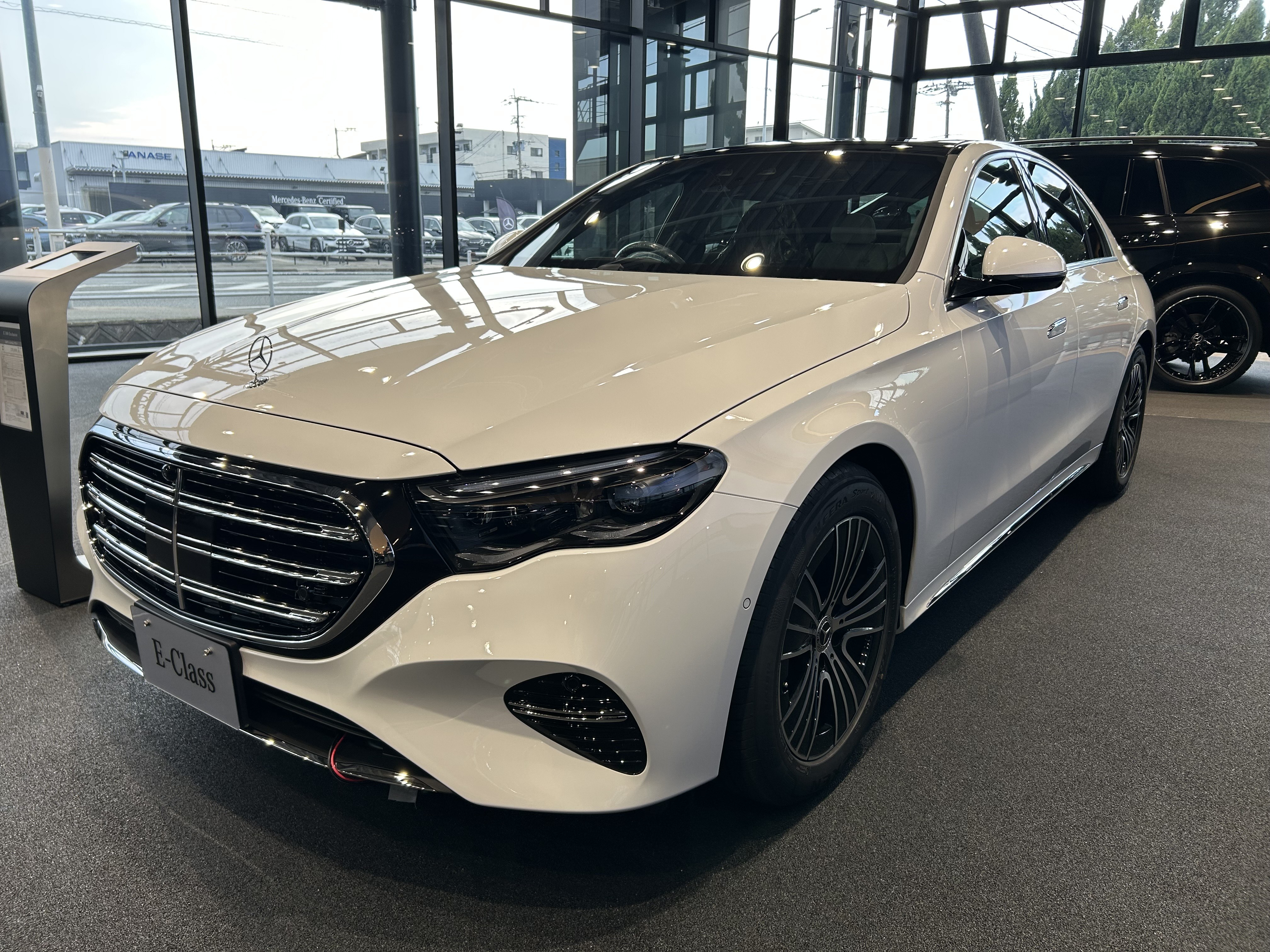 展示車・試乗車 | メルセデス・ベンツ博多板付 | 株式会社ヤナセ